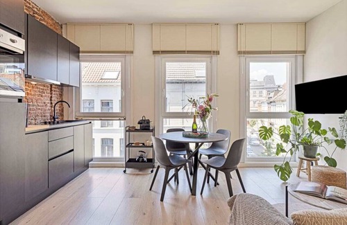 Harmonie Apartment | Fresh renovated 1BR apartment @ Trendy south area