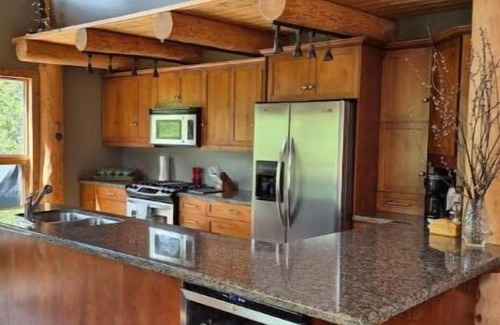 Golden House | Friends. Family. Adventure.