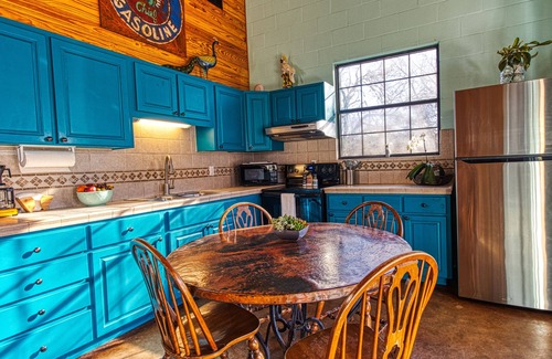 Leakey Cabin | Frio River Cabins