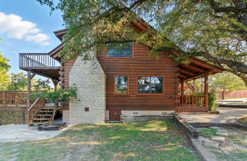 Leakey House | Frio Rivers Edge in the Heart of Hill Country cabin