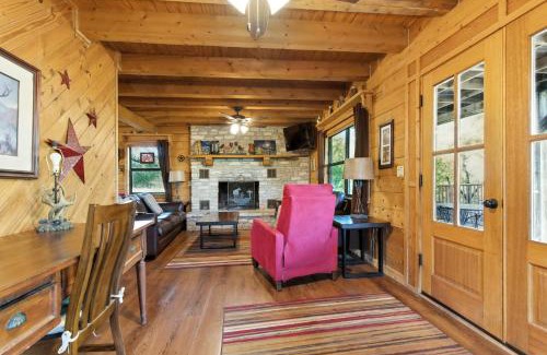 Leakey House | Frio Rivers Edge in the Heart of Hill Country cabin