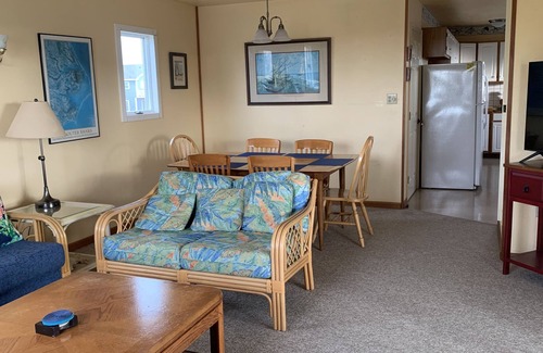 Frisco House | Frisco Beach House! Fall Surf Fishing! 10% discounts, Ramp 49 access close by!