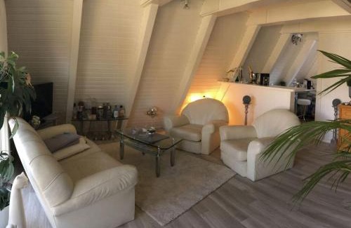 Nordseebad Burhave House | Frog Prince Modern retreat