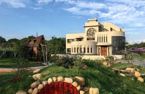 Waipu District House | Frogs Time