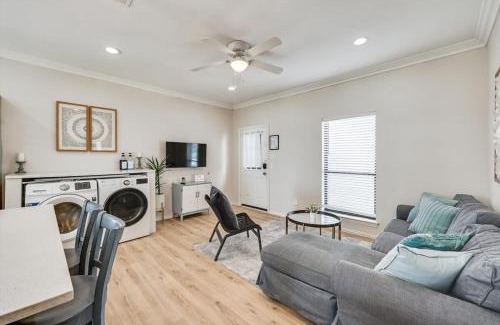 Rowlett House | Front Lake Holiday 2BR 1BA Guest Home with Hot Tub