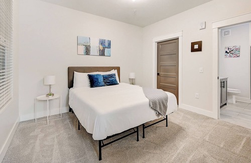 Olde Towne East Apartment | FRONTDESK 534 E Rich St Apts Downtown Columbus