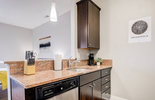 Cole-Noble District Apartment | Frontdesk | Studio by Indianapolis Motor Speedway
