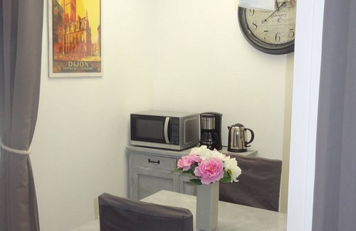 Old Town Apartment | Full historic center - studio with parking classified 2 stars