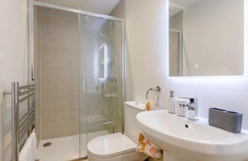 Moreton Valence House | Fully Accessible-Disabled Adapted-Hot Tub-Pets