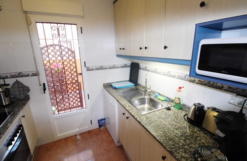 Los Montesinos House | Fully air-conditioned house with community pool