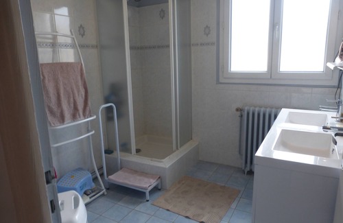 Saint-Cere Apartment | Fully equipped apartment in the center of town, no pets allowed