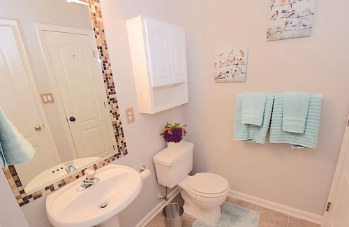 Virginia Beach House | Fully Furnished Affordable Townhouse in Virginia Beach