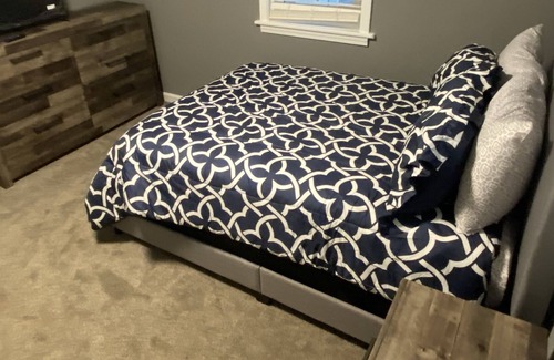 Fayetteville House | Fully Remodeled Cozy & Warm Home