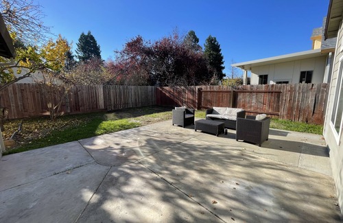 Southwestern Sacramento House | Fully remodeled spacious home
