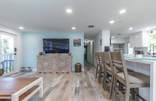 Cross Key Waterways House | Fully Remodeled Spacious 3/2.5 waterfront Key Largo home with dock & boat lift