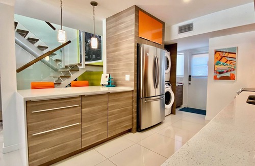 Historic Tennis Club House | Fully Renovated 2 BR - 3 Blocks from Downtown! Incredible Location!