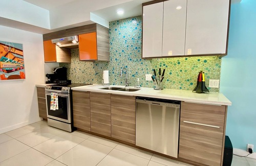 Historic Tennis Club House | Fully Renovated 2 BR - 3 Blocks from Downtown! Incredible Location!