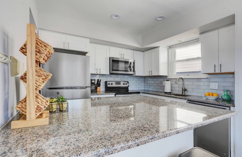 Townsend's Inlet House | Fully Renovated! Beach Block! Ocean Views!