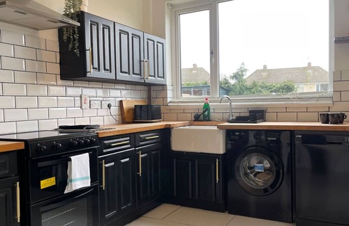 Durham Apartment | Fully Serviced Three Bed House in Durham