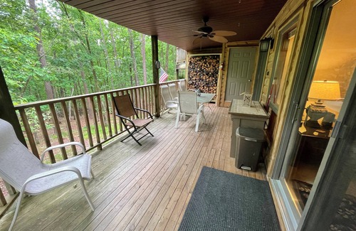 Mount Ida House | Fun at Lake Ouachita! 2 BR/2 BA Condo