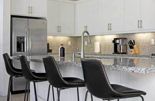 Ivey Ranch - Rancho Del Oro House | Fun In The Sun 2 Bed 2 Bath Home