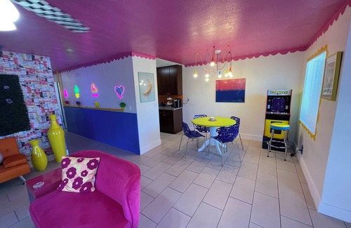 Croissant Park House | Fun Spot-Pool-Pickleball-Games-Near FLL-3br-Sleeps 8ppl