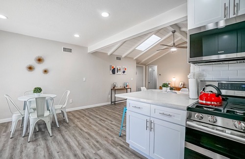 Hermosa Village House | Funtierland + Adventure House + Close to Disney + Renovated+ Pool
