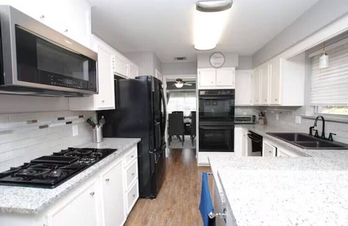 Memorial Parkway House | Furnished 4BR/4.5BA Home w/Private Pool & King Suites – Family & Work Ready