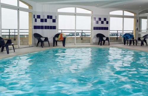 Cayeux-sur-Mer Apartment | Furnished Apartment with balcony or terrace