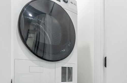 Greenpoint Apartment | Furnished Apartment #1271: Greenpoint