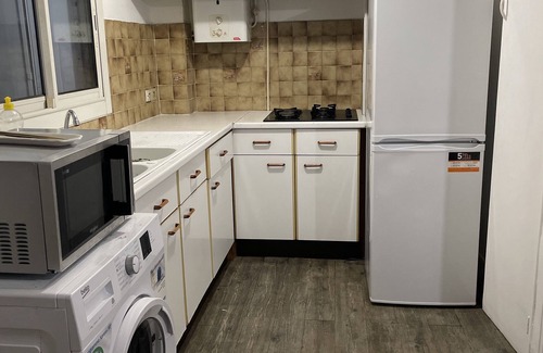 Bonneveine Apartment | Furnished T2 apartment with parking near the beach