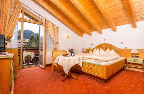 Hirschegg House | Gästehaus Büchele