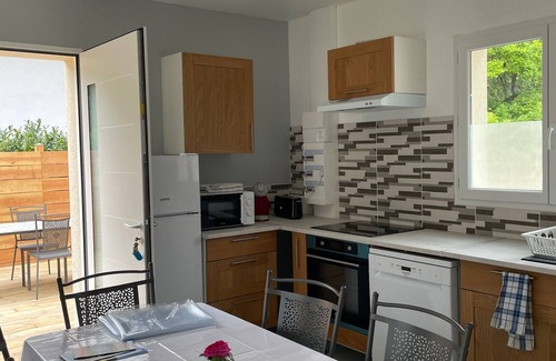 Chaum House | Gîte à la Montagne Avec Jardin Privée Clos