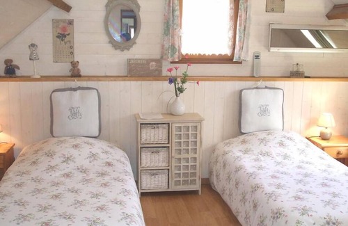 Courcelles-au-Bois House | Gîte 2 à 8 Personnes Avec 3 Chambres et 3 Salles de Bains/Cuisine