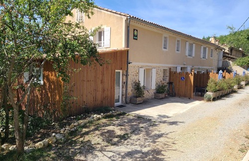 Montbrun-les-Bains Apartment | Gîte 2, 52 square metres, sleeps 6 near Montbrun Les Bains