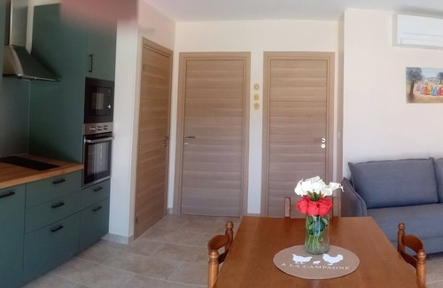 Senas House | Gîte 2 Attenant au Mas. Possibilité D'un Deuxième Gîte Identique Gite 1