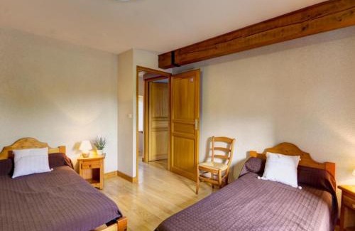 Les Salles House | Gîte au calme avec terrasse, cheminée et pêche à proximité, animaux acceptés. - FR-1-496-225