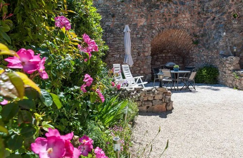 Mormoiron House | Gîte au Ventoux in Villes-sur-Auzon