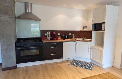 Villemurlin House | Gîte Authentique à Villemurlin avec Jardin et Parking - FR-1-590-527