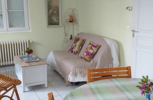 Saint-Gervais-la-Foret House | Gîte avec jardin clos, animaux admis, proche Châteaux de la Loire - FR-1-491-343