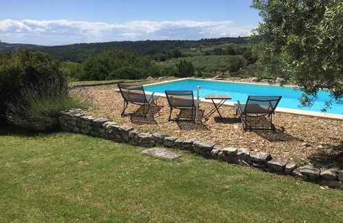 Methamis House | Gîte Avec Piscine Dans un Petit Village
