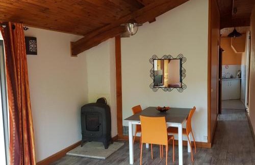 Laprugne House | Gîte calme à Laprugne, animaux acceptés, 2 personnes - FR-1-489-470