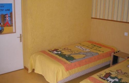 Vandieres House | Gîte chaleureux au bord d'un ruisseau avec grand jardin, proche Metz et Nancy - FR-1-584-64