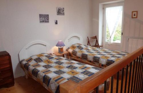 Veranne House | Gîte chaleureux avec Wifi et cheminée à Véranne - FR-1-496-256