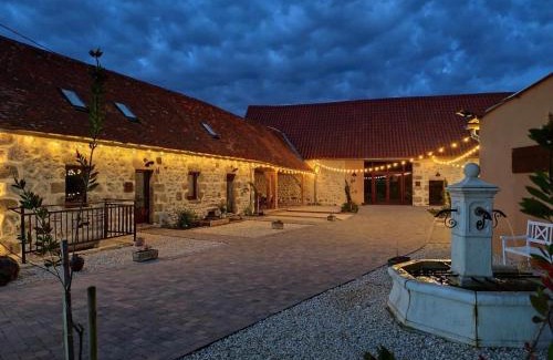 Montaigu-le-Blin House | Gîte chaleureux avec spa, proche Vichy - FR-1-489-522