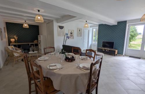 Challignac House | Gîte charentais rénové avec jardin et terrasse - FR-1-653-281