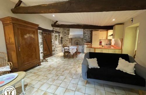 Saint-Michel-Mont-Mercure House | Gîte charmant à la campagne avec terrasse, proche du Puy du Fou et de la rivière Sèvre - FR-1-426-249