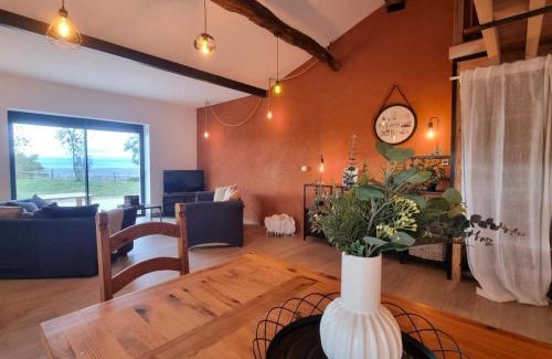 Pouilly-les-Feurs House | Gîte charmant avec espace cocooning et piscine, pour 8 pers., animaux bienvenus - FR-1-496-343