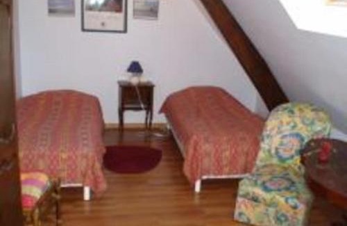 Torcy House | Gîte charmant avec jardin, cheminée, Wi-Fi, idéal pour randonnées et découvertes locales - FR-1-376-70