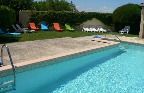 Lagnes House | Gîte chez Cécile à Lagnes, aux portes du Luberon